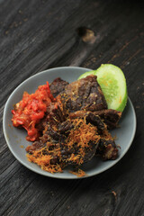 Paru Goreng Serundeng