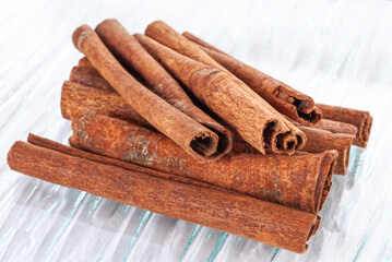 bâtons de cannelle