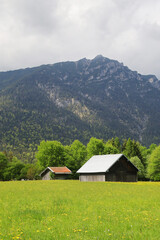 Fototapeta na wymiar Valley in Garmisch-Partenkirchen, Bavarian Alps, Germany 