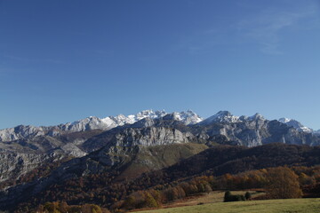 El mirador de la Collada, Asturias, Espa&ntilde;a. Con preciosas vistas de los Picos de Europa.