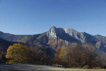 El mirador de la Collada, Asturias, España. Con preciosas vistas de los Picos de Europa.