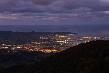la bahia de noche