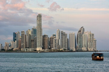 Skyline de la ciudad nueva de Panam&aacute; City, capital de Panam&aacute;