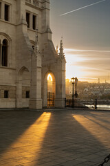 Obraz premium Budapest, Hungarian Parliament Building in Autumn Sun