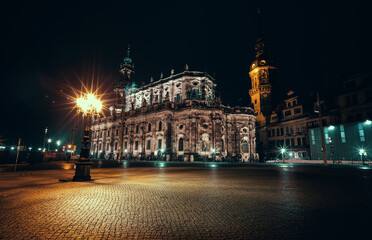 Fototapeta na wymiar Hofkirche Catholic Church in Dresden at night