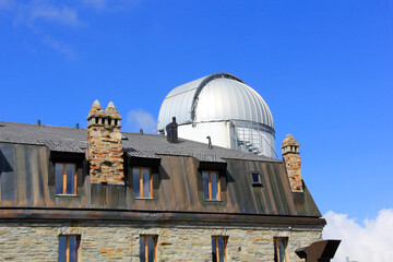 Fototapeta premium dôme de l observatoire