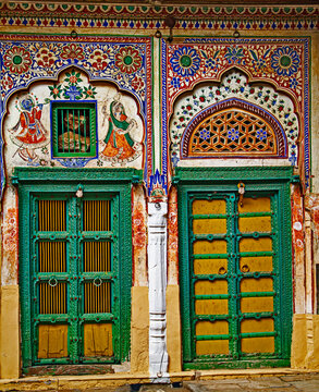 Hand painted courtyard of Havelis in Shekhavati Region