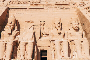 amazing colossus of abu simbel temple 