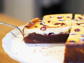 Sernik I brownie w jednym, ciasto 