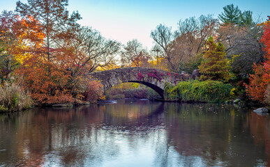 Gapstow Bridge in Central Park autumn