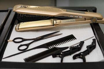 The barber's tools are laid out on a white napkin. 07.11.2021 Pechory, Russia