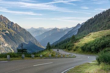 road to the mountains