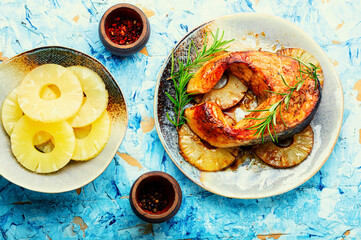 Grilled salmon with pineapple,seafood