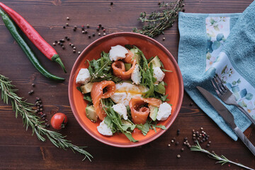 Salmon salad with feta cheese