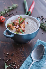 Cream soup with bacon