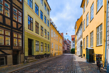 Advertisement free street - Copenhagen colorful old town street at summer season - obrazy, fototapety, plakaty