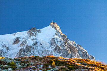 A must visit for hardcore mountaineers and trekkers, the mountain can also be conque Sunset on the Aiguille du Midi, a peak of 3842m in the Mont Blanc massif of the French Alps. Closest point to rich 