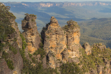 Fototapeta na wymiar The Three Sisters, Blue Mountains, Australia