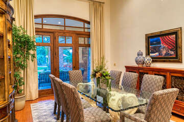 Luxury dining table 