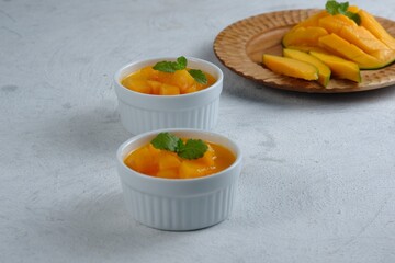 mango pudding,jelly dessert
