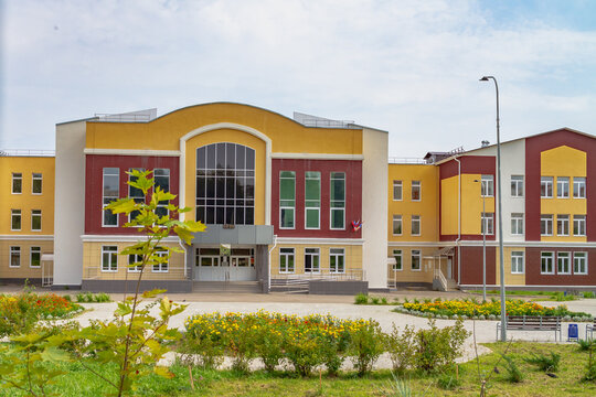 The building of a modern school in Russia, a new building for teaching children