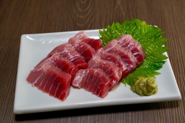 中トロの刺身