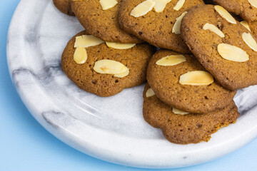 spicy cookies with sliced almonds