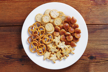Different small crackers