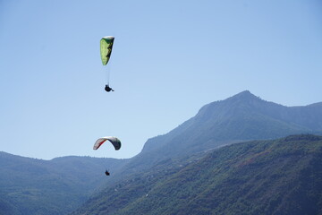 paragliding in the mountains