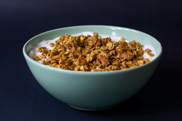 the bowl of granola