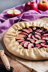 Lenten galette with apples and elder berries