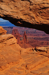 Mesa Arch and the buttes, spires and mesas of Canyonlands National Park, Moab, Utah, Southwest USA