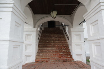 entrance to the church Suzdal Kremlin