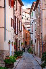 Naklejka premium old town street in deserted Mediterranean city no people