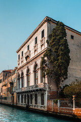Fototapeta na wymiar Traditional italian architecture in Venice Italy