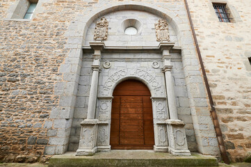 Fototapeta premium Wooden door and beautiful entry of the Convento de las madres Agustinas (Palacio Monteano-Salazar)