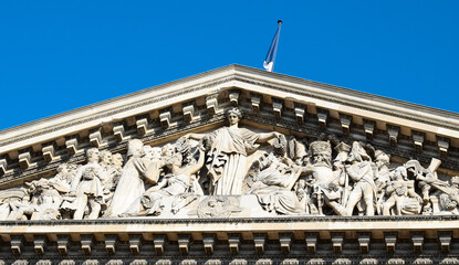Destalle escultórico del tímpano en el panteón de estilo neoclásico de Paris, Francia.JPG - obrazy, fototapety, plakaty