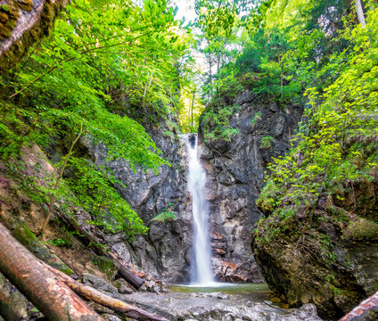 Oberster Wasserfall des Lainbachs in Oberbayern