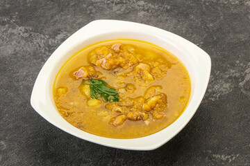 Pea soup with smoked meat