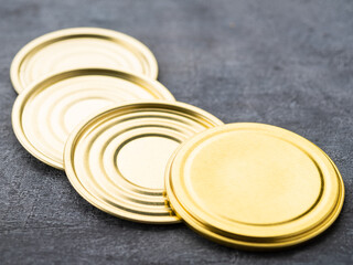 Lids for cans. Aluminum preservation lids.