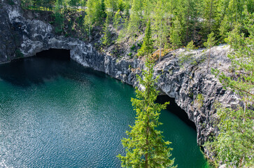 Fototapeta na wymiar Republic of Karelia Ruskeala. Forest Lake.