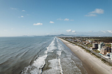 Fototapeta na wymiar Imagem aérea da praia do Gravatá em Navegantes