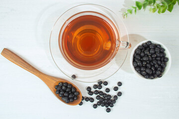 黒豆と黒豆茶（イソフラボンやアントシアニン、抗酸化作用がある）日本産