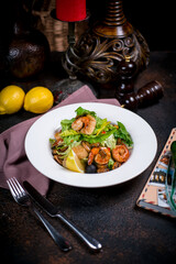 salad with shrimps and vegetables
