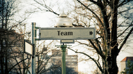 Street Sign to Team