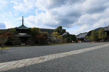 Tahou-tou Tower and Shou-rou Belfry and Yakushi-ji Temple in the precincts of Seiryo-ji Temple at Saga in Kyoto City in Japan 日本の京都市嵯峨にある清涼寺境内の多宝塔と鐘楼と薬師寺