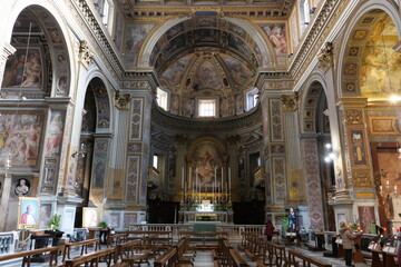 Fototapeta na wymiar ROME NOVEMBER 15 2021 THE CENTRAL NAVE OF THE CHURCH OF SAN MARCELLO AL CORSO