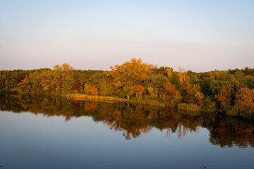Autumn comes to cities