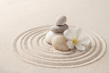 Art de fond de sable de pierres zen empilées du concept d& 39 équilibre