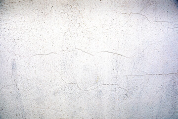 Crack concrete wall